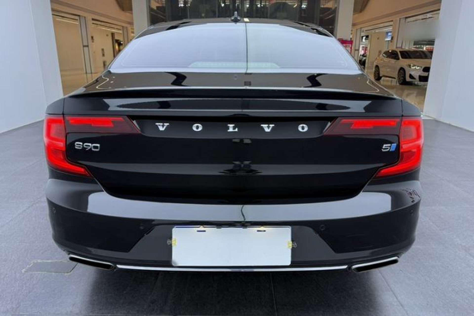 Used Volvo S90 2017 T4 Zhiyuan Edition Exterior 2