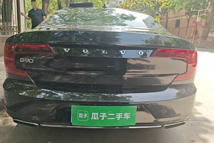 Used Volvo S90 2017 T4 Zhiyi Edition Exterior 4
