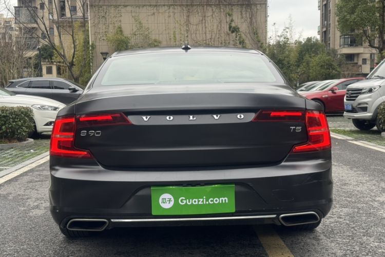 Used Volvo S90 2017 T4 Zhiyi Edition Exterior 4