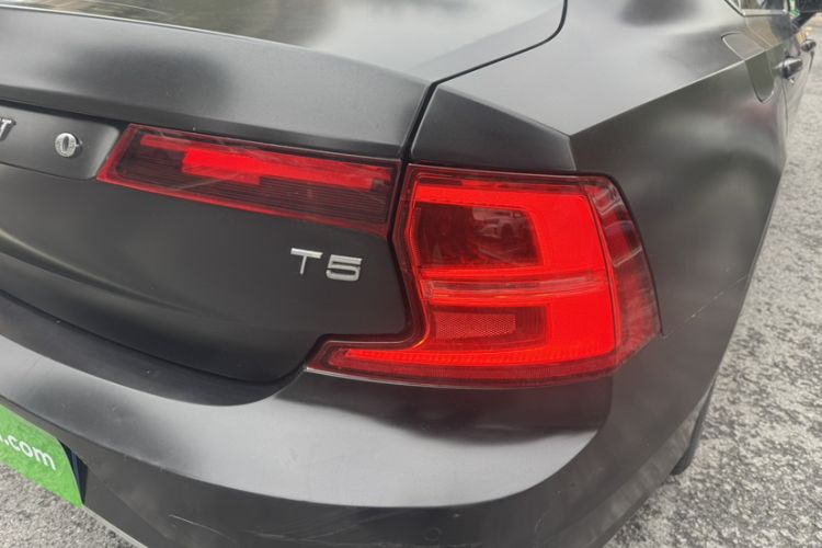 Used Volvo S90 2017 T4 Zhiyi Edition Exterior 8