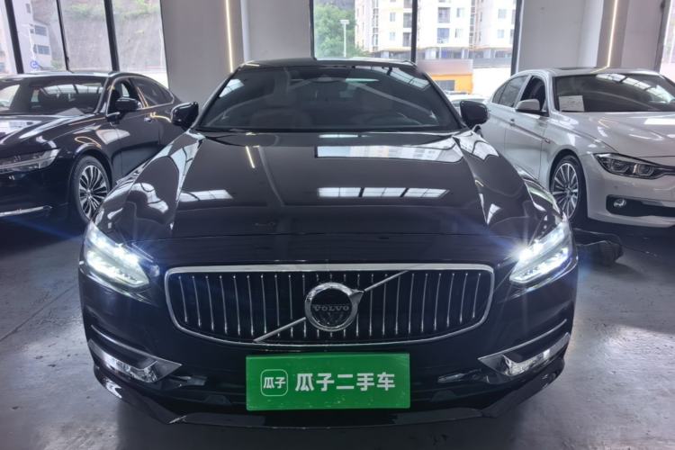 Used Volvo S90 2017 T5 Smart Luxury Edition Front