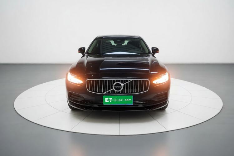 Used Volvo S90 2017 T4 Zhiyuan Edition Front
