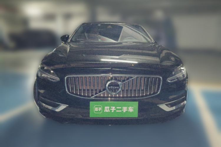 Used Volvo S90 2017 T5 Smart Luxury Edition Front