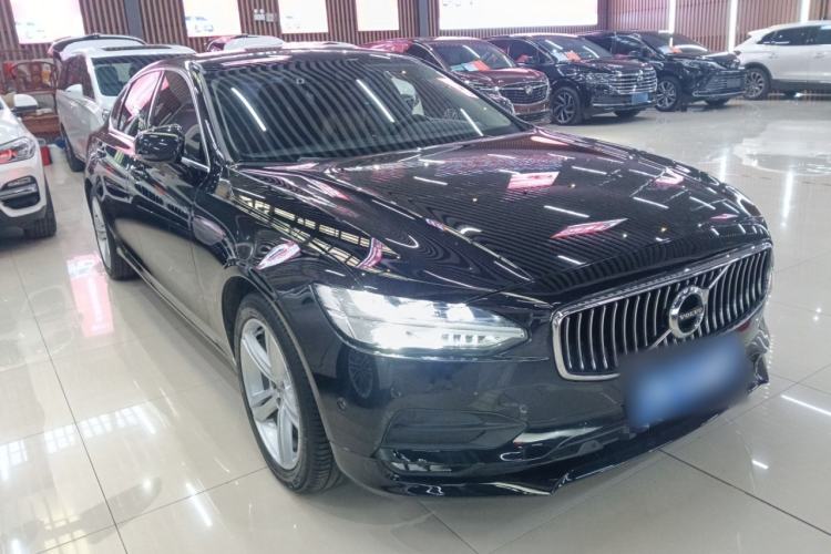 Used Volvo S90 2017 T4 Zhiyuan Edition Front Right 45 Deg