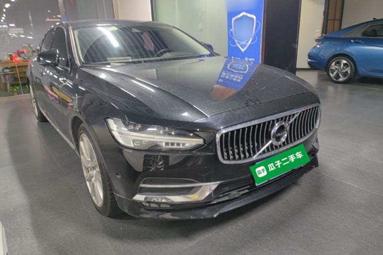Used Volvo S90 2017 T5 Smart Luxury Edition Front Right 45 Deg