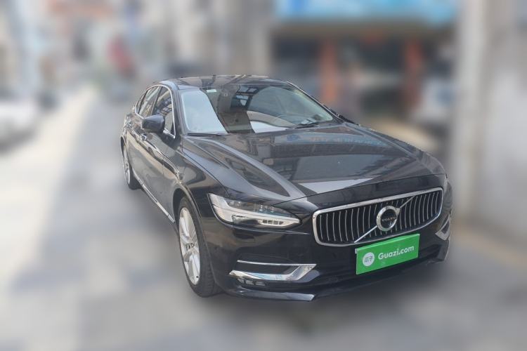 Used Volvo S90 2017 T5 Smart Luxury Edition Front Right 45 Deg