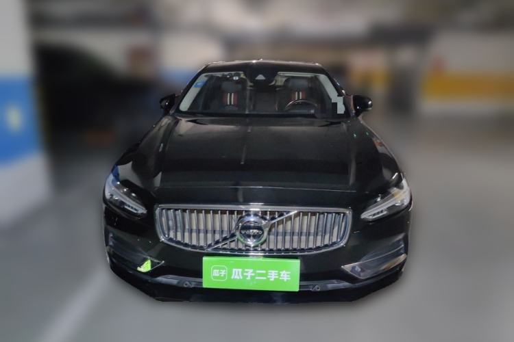 Used Volvo S90 2017 T5 Smart Luxury Edition Front
