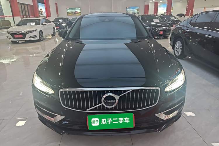 Used Volvo S90 2017 T5 Smart Luxury Edition Front
