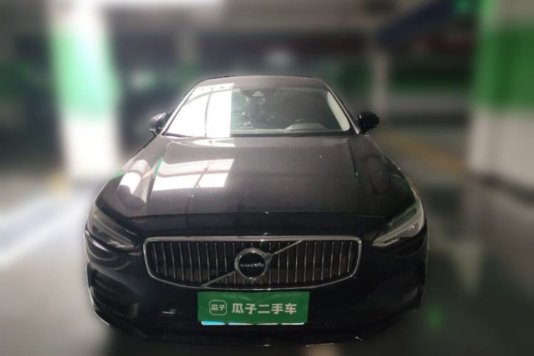 Used Volvo S90 2017 T4 Zhiyuan Edition Front