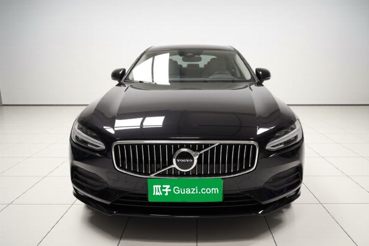 Used Volvo S90 2017 T4 Zhiyuan Edition Front