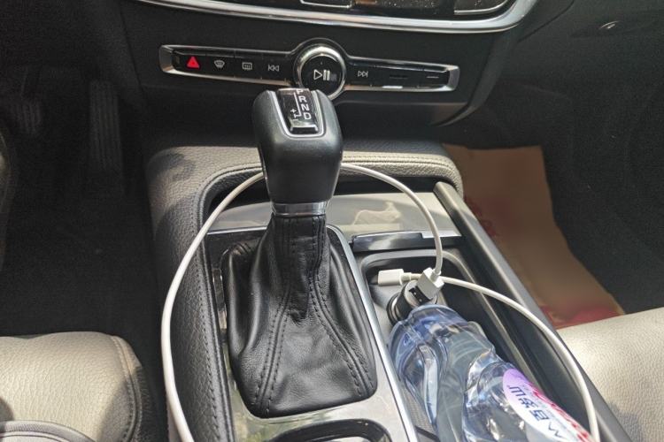 Used Volvo S90 2017 T4 Zhiyi Edition Gear Lever