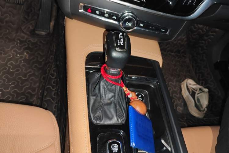Used Volvo S90 2017 T5 Zhiyuan Edition Gear Lever