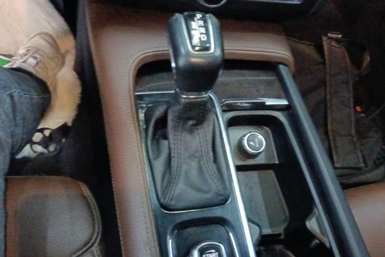 Used Volvo S90 2017 T4 Zhiyuan Edition Gear Lever