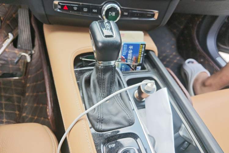 Used Volvo S90 2017 T4 Zhiyuan Edition Gear Lever