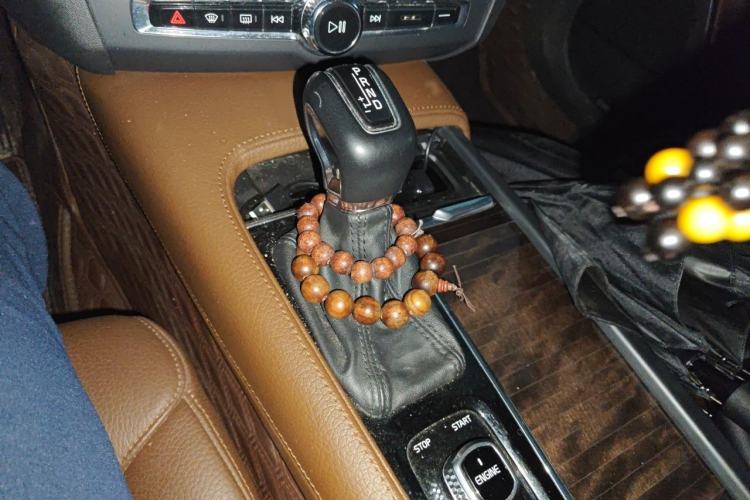 Used Volvo S90 2017 T5 Zhiyuan Edition Gear Lever