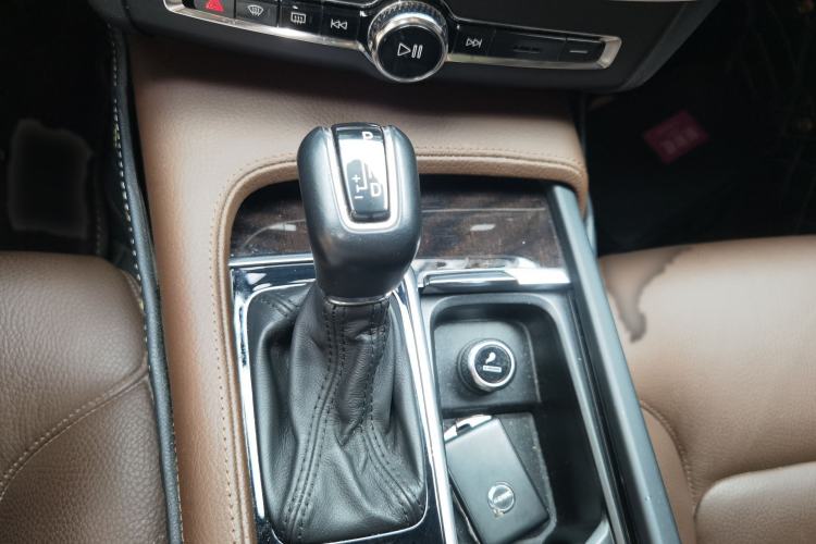 Used Volvo S90 2017 T4 Zhiyuan Edition Gear Lever