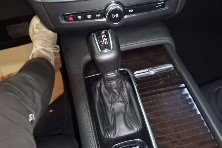 Used Volvo S90 2017 T5 Zhiyuan Edition Gear Lever