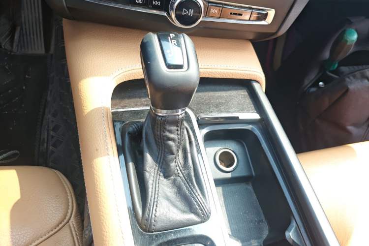 Used Volvo S90 2017 T5 Zhiyuan Edition Gear Lever