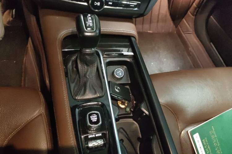 Used Volvo S90 2017 T4 Zhiyuan Edition Gear Lever