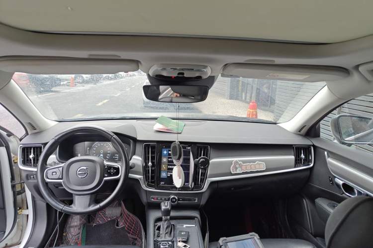 Used Volvo S90 2017 T4 Zhiyi Edition Headliner