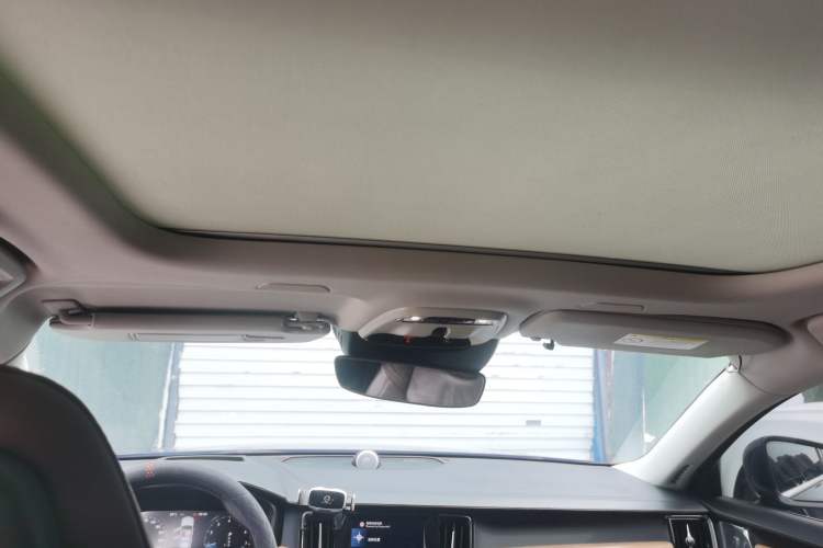 Used Volvo S90 2017 T5 Prestige Edition Headliner