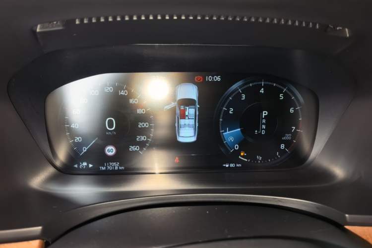 Used Volvo S90 2017 T5 Smart Luxury Edition Instrument Cluster
