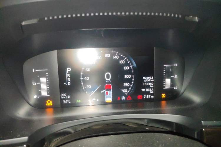Used Volvo S90 2017 T4 Zhiyuan Edition Instrument Cluster