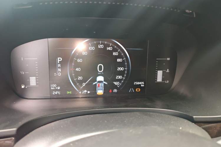 Used Volvo S90 2017 T5 Zhiyuan Edition Instrument Cluster