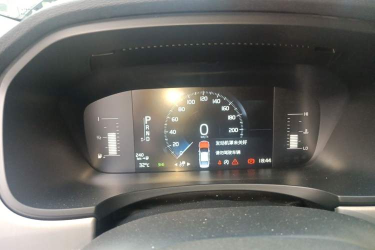 Used Volvo S90 2017 T4 Zhiyi Edition Instrument Cluster