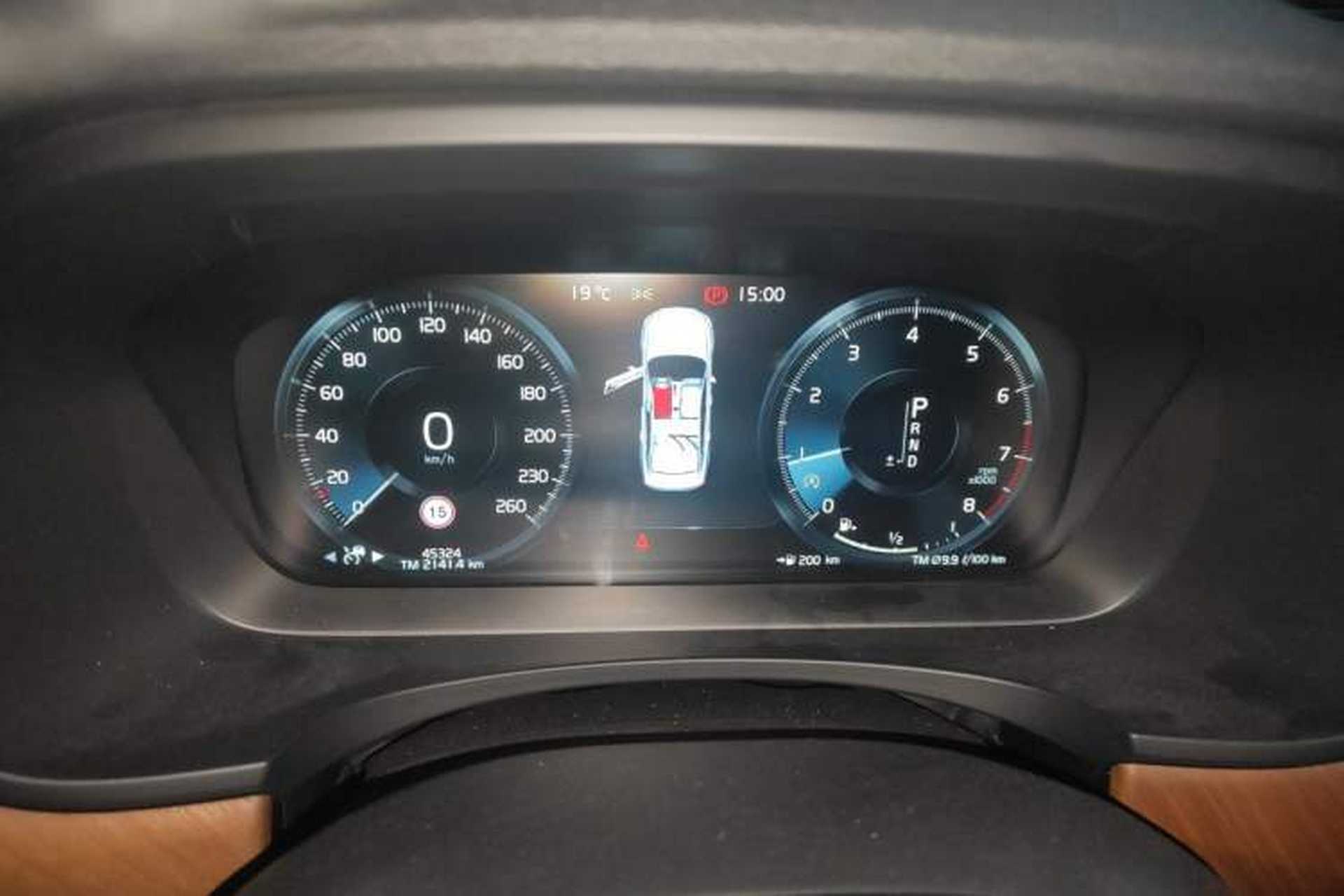 Used Volvo S90 2017 T5 Smart Luxury Edition Instrument Cluster