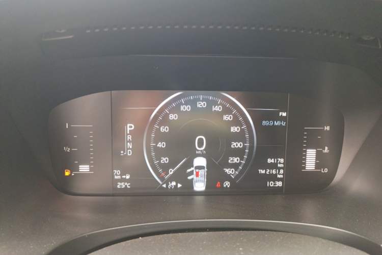 Used Volvo S90 2017 T4 Zhiyi Edition Instrument Cluster