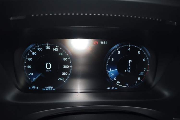 Used Volvo S90 2017 T5 Smart Luxury Edition Instrument Cluster