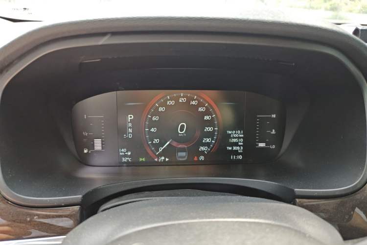 Used Volvo S90 2017 T4 Zhiyuan Edition Instrument Cluster