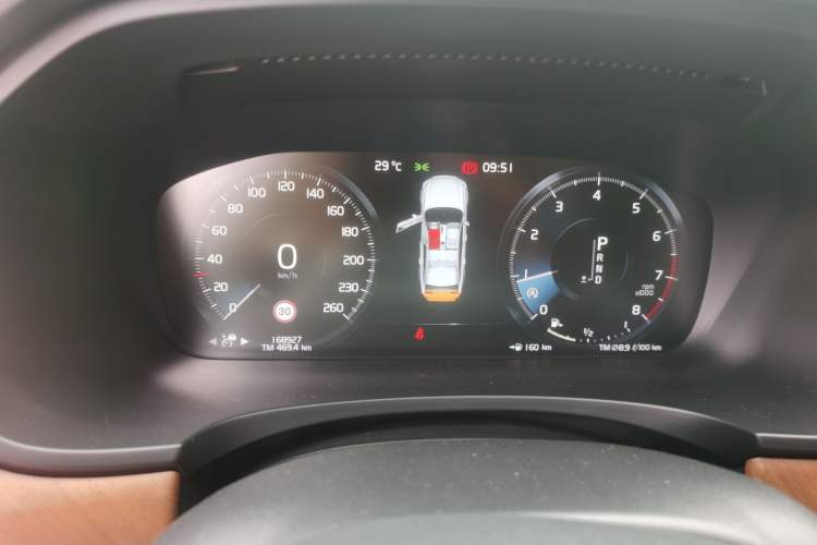 Used Volvo S90 2017 T5 Prestige Edition Instrument Cluster
