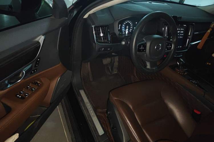 Used Volvo S90 2017 T5 Zhiyuan Edition Interior 3