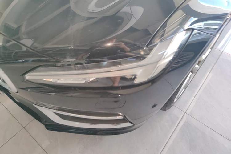 Used Volvo S90 2017 T5 Smart Luxury Edition Left Front Headlight