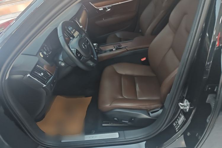 Used Volvo S90 2017 T5 Smart Luxury Edition Left Front Seat