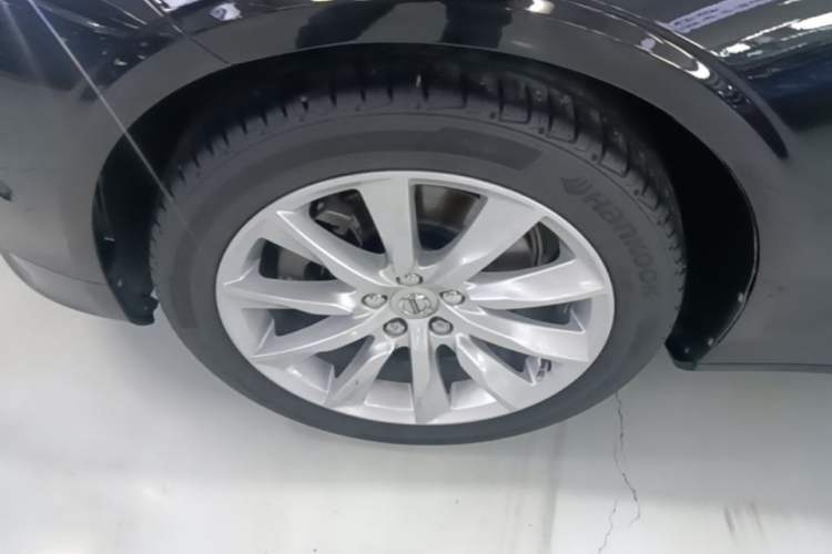 Used Volvo S90 2017 T5 Zhiyuan Edition Left Front Wheel Hub