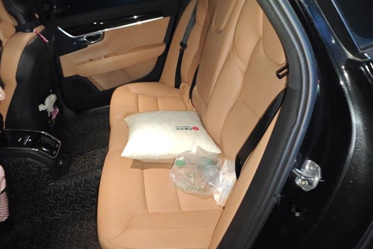Used Volvo S90 2017 T5 Zhiyuan Edition Left Rear Seat