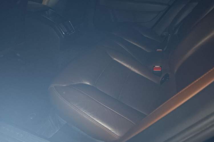 Used Volvo S90 2017 T4 Zhiyuan Edition Left Rear Seat