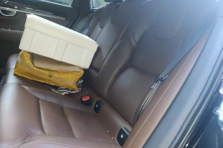 Used Volvo S90 2017 T5 Zhiyuan Edition Left Rear Seat
