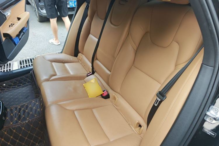 Used Volvo S90 2017 T4 Zhiyuan Edition Left Rear Seat