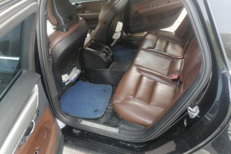 Used Volvo S90 2017 T4 Zhiyi Edition Left Rear Seat
