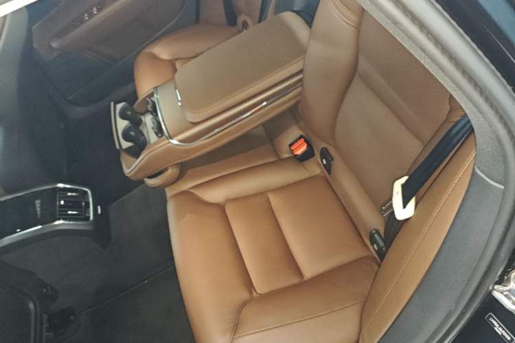 Used Volvo S90 2017 T4 Zhiyuan Edition Left Rear Seat