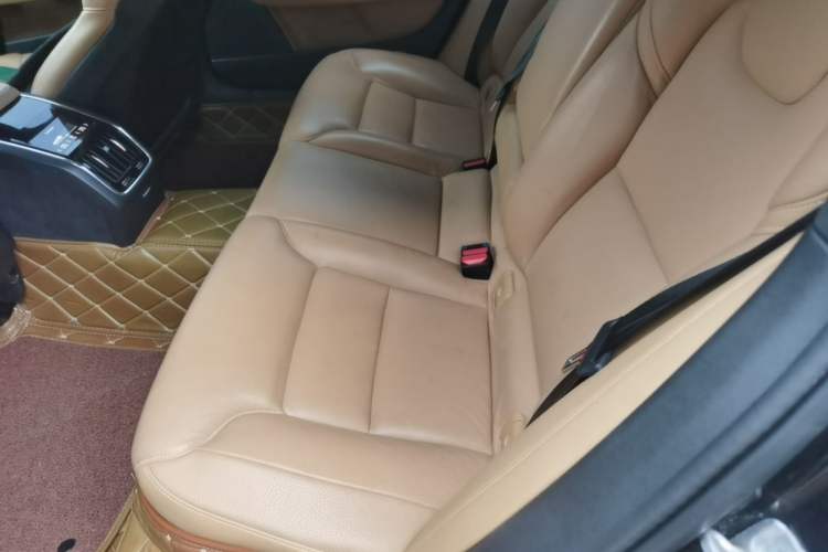 Used Volvo S90 2017 T4 Zhiyuan Edition Left Rear Seat