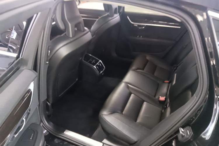 Used Volvo S90 2017 T5 Zhiyuan Edition Left Rear Seat