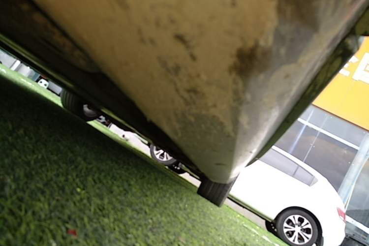 Used Volvo S90 2017 T5 Smart Luxury Edition Left Side Sill