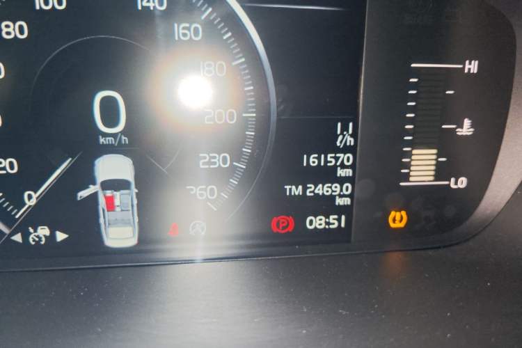 Used Volvo S90 2017 T4 Zhiyuan Edition Odometer Close Up