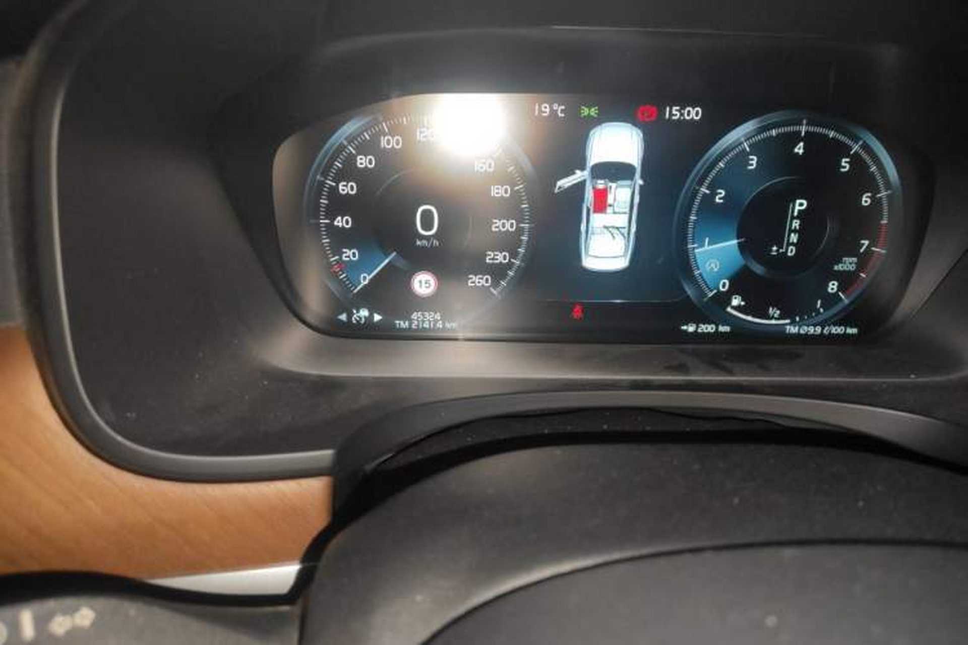Used Volvo S90 2017 T5 Smart Luxury Edition Odometer Close Up