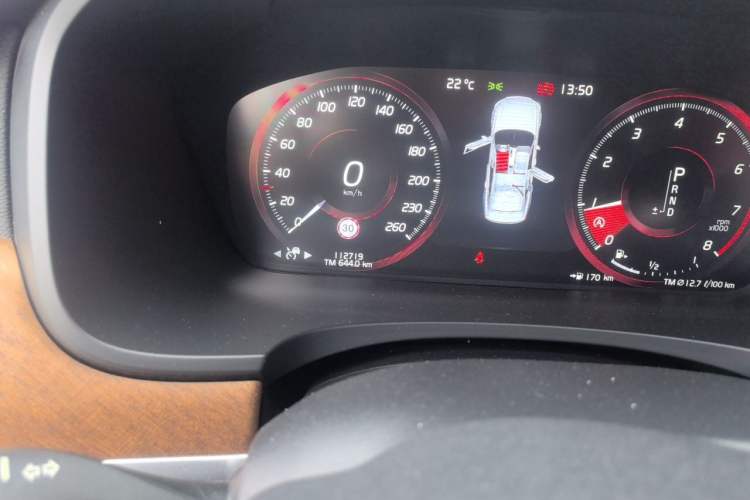Used Volvo S90 2017 T5 Smart Luxury Edition Odometer Close Up